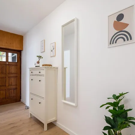 Lemon Tree Luxury, Free Parking Apartment *